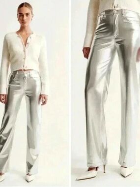 7 For All Mankind Silver Metallic Coated Straight Leg Pants Size Medium NWT